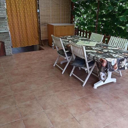 Agancs Vendeghaz Hotel บาลาตอนเซเมช ภายนอก รูปภาพ